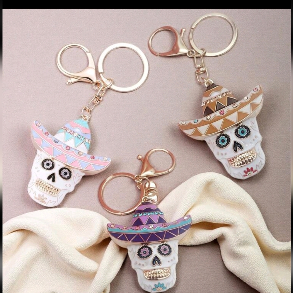 Dia de los muertos/ Day Of The Dead Sugar Skulls Bag Charm/ Keychain NEW, 3 Opts